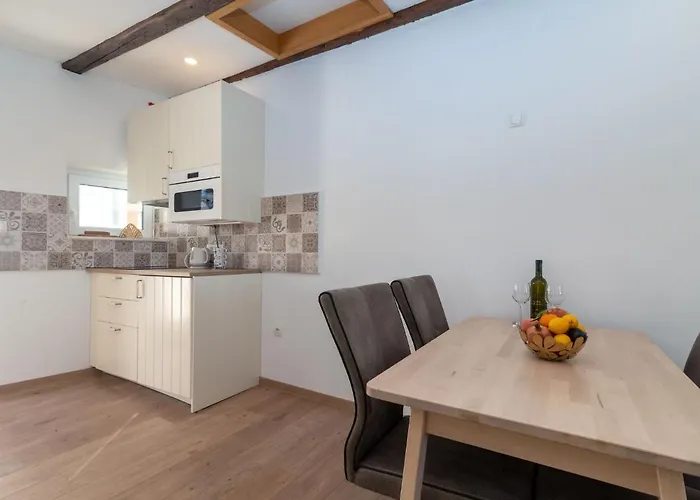 Lara's House By Interhome Lejlighed Split