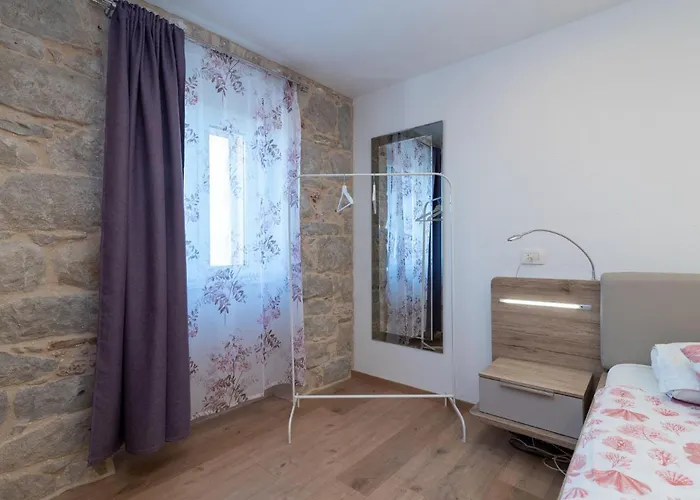 Lara's House By Interhome Lejlighed