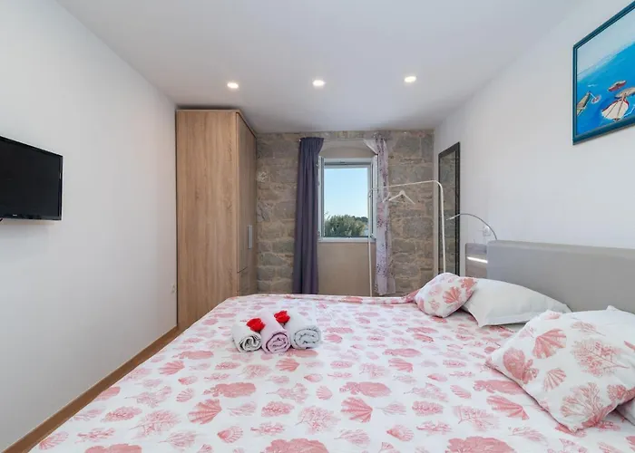 Lara's House By Interhome Lejlighed Split