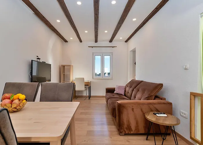 Lara's House By Interhome * Split