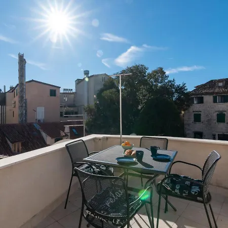 Lara's House By Interhome Lejlighed