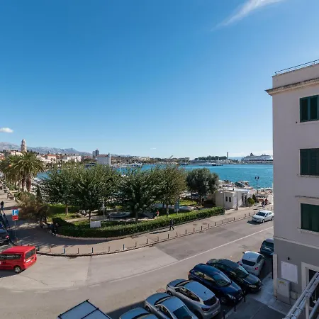 Lara's House By Interhome Split